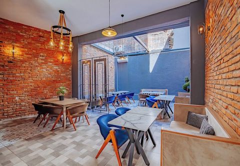 Others ALI KHAN HOTEL