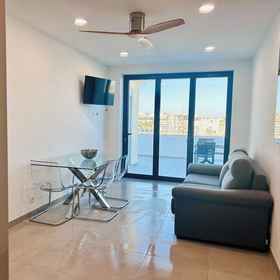 Primary image 1 壮观的拉各斯码头视图公寓在长廊上, 第一个欧洲奴隶市场 酒店