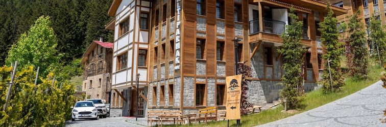 Lain-lain Ayder Altiparmak Suit