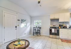 Lain-lain 6 Cozy St Pete Home ~ 2 Mi to Madeira Beach!