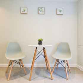 Room 1 Split Level Studio at West Hampstead, West Hampstead Hotels