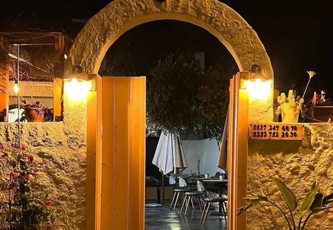 기타 Elia Otel Urla