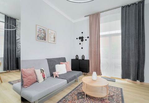Others Poznan 3rd Floor Studio for 2 by Renters