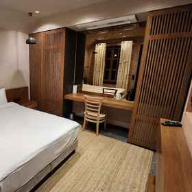 Room 1 Otel Barry, Hotel Universiti Ege