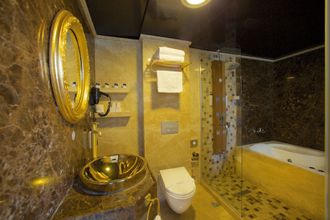 Lain-lain 4 The Hera Platinum Hotel