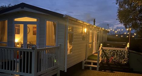 อื่นๆ 2 Luxury Rural Hottub Lodge in Northumberland