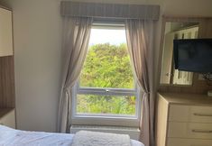 อื่นๆ 5 Luxury Rural Hottub Lodge in Northumberland