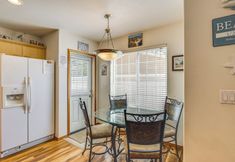 Lain-lain 5 Half Mi to Beach: Rockaway Beach Home w/ Grill!