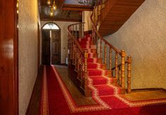 其他 6 Araz White House