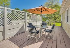 Others 3 Coastal Home: 1 Mi to Beach, 2 Mi to Dtwn Newport!