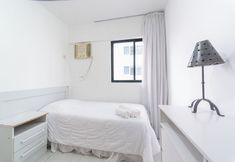 Others 4 Apt 2 quartos com varanda próximo Praça Casa Forte o bairro mais agradável do Recife ARN901