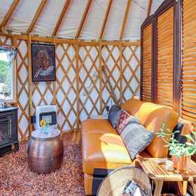 Interior1Mystical Mongolian Yurt in Fallbrook w/ Views!,圣地牙哥县飯店