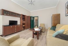 其他 4 Wroclaw Apartment With Desk by Renters