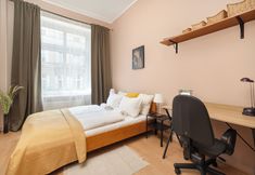 其他 7 Wroclaw Apartment With Desk by Renters