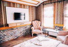 Others 6 Pablo Suit Hotel