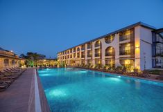 기타 3 Monk Resort Hotel