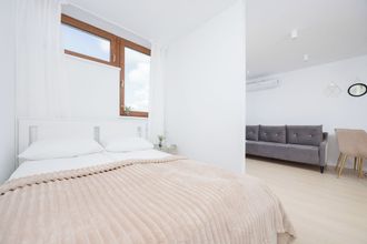 Others 4 Capitol Apartment by Renters