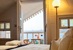 Others 7 Mansion Milia