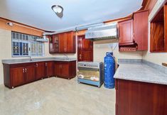 其他 6 PB & J Christian Hotel