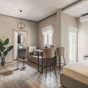 Primary image 1 เอเดอร์เลซี่ ฮาบิแทท, โรงแรม & ที่พัก ท่าเรือพิเรอุส