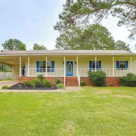 Primary image1Charming Heber Springs Home w/ Deck & Fire Pit!,阿肯色州別墅