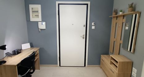 Others 2 Couple's Escape