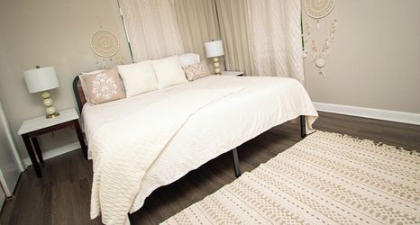 Others 2 Home Sweet Home Amboy