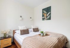 其他 5 Green and Brown Apartment by Renters