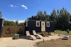 Others Shepherdshut-cotswolds-petfriendly-woodburner