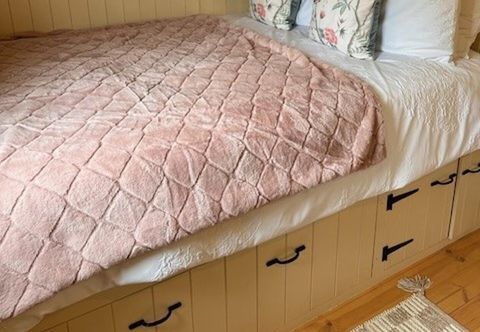 Others Shepherdshut-cotswolds-petfriendly-woodburner