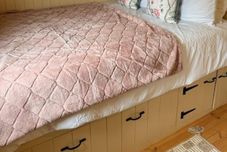 Others Shepherdshut-cotswolds-petfriendly-woodburner