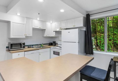 Others Starlit Cozy Studio with Roof Decks