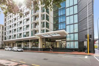 Others 4 Customs Street Apartments by Urban Rest