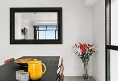 Others 5 Customs Street Apartments by Urban Rest