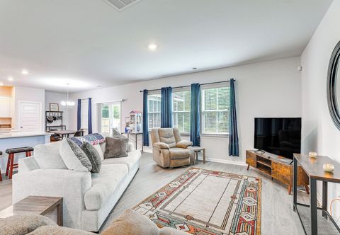 Others Patio & Backyard: Spacious Home in Moncks Corner