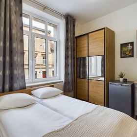 Primary image1Wooden Cracow Studio by Renters,Vanilla Aparthotel飯店