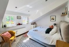 Lain-lain 3 Large 2 bedrooms house with parking