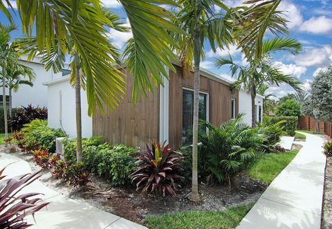 Others Palm Paradise Retreat Sleeps 4