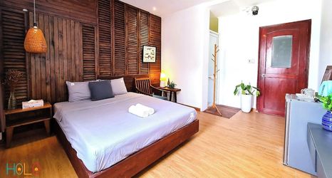 Others 2 HoLo 61 Ben Thanh SaiGon