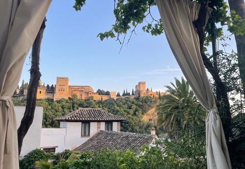 Others SUITE COMARES