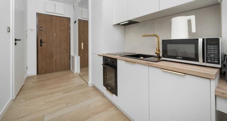 Lainnya 2 Studio Poniatowskiego With Parking by Renters