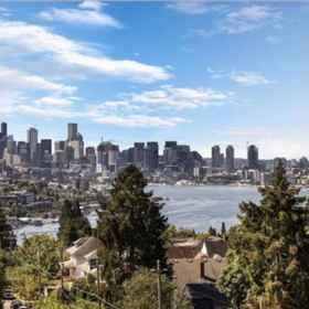 Room 1 3BR 3BA Rooftop Patio With Waterview Private Garden Grill, Hotel King County