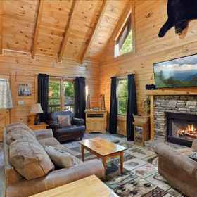 Room 1 Minutes to Parkway I Pigeon Forge Sleeps 14 5BR, Hotel Pigeon Forge