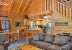 อื่นๆ 4 Minutes to Parkway I Pigeon Forge Sleeps 14 5BR