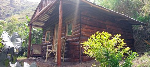 其他 4 Karangura trekkers eco camp