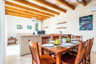 其他 4 Villa Elena