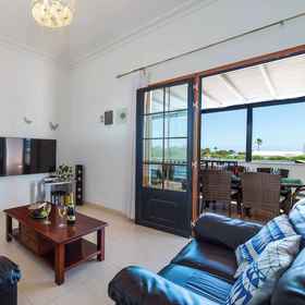 Interior 1 Villa Nancy, Pocillos Beach Hotels