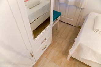 Others 4 Mini Apart Centeral Location