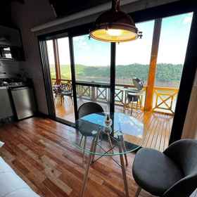 Primary image 1 コスタデルソル イグアス スイーツ フォーカップルズ, タンクレド・ネヴェス橋 ホテル