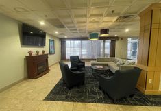 Khác 4 Suburban Studios East Syracuse Carrier Circle